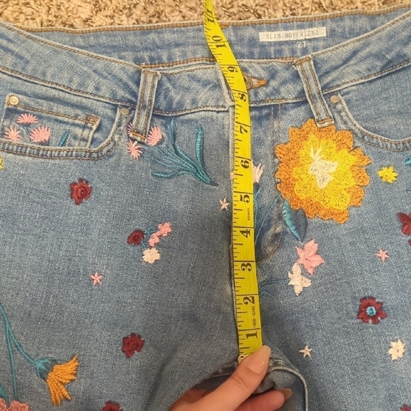 Espirit edc denim & dry goods light blue floral embroidered slim boyfriend jeans - Picture 11 of 12